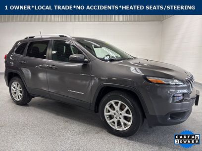 Used 2018 Jeep Cherokee Latitude Plus w/ Cold Weather Group
