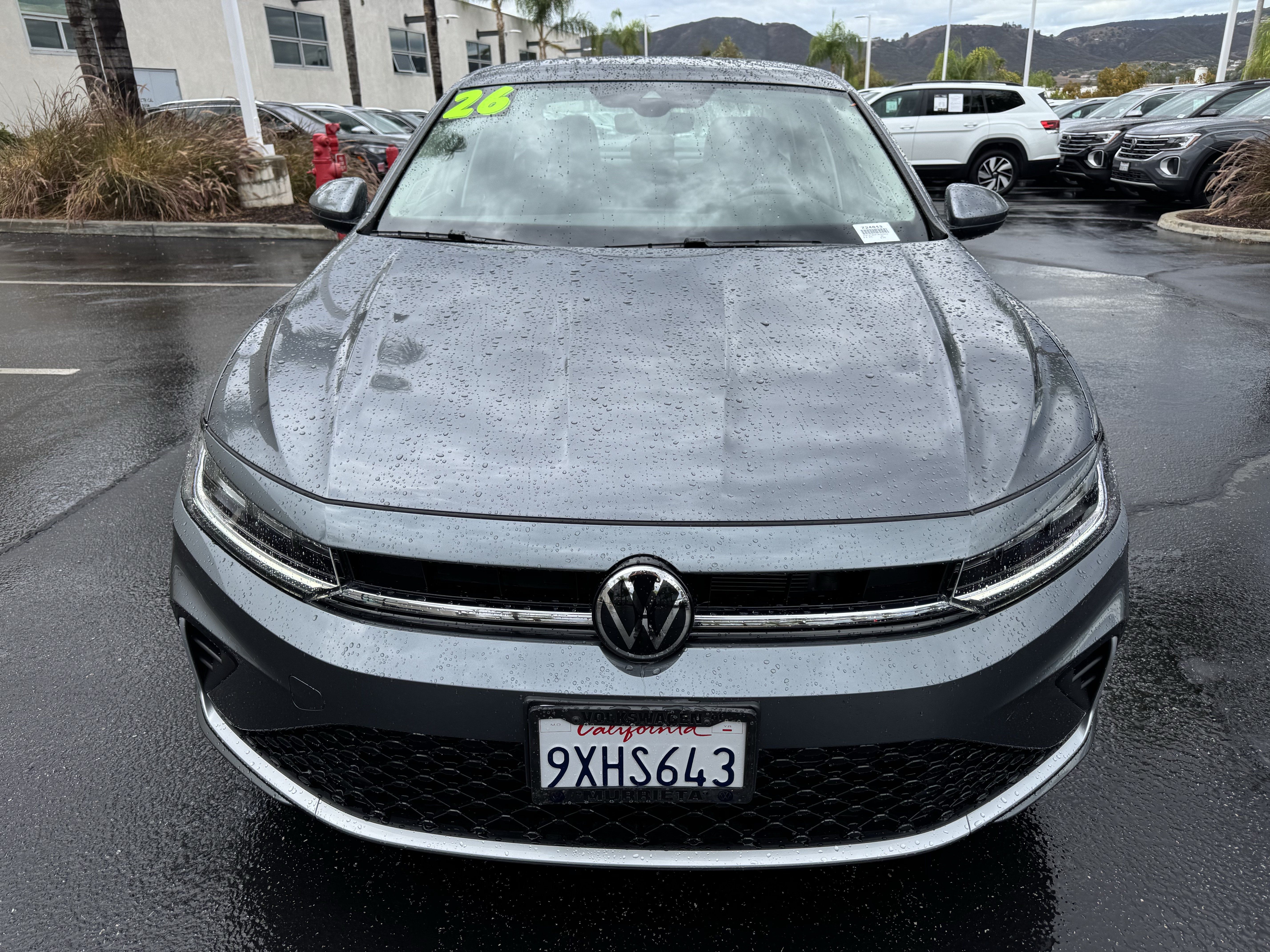 Used 2026 Volkswagen Jetta SE FWD image 3