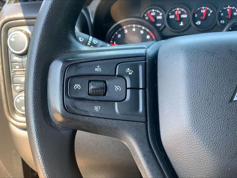 Used 2022 Chevrolet Silverado 1500 Custom AWD/4WD image 24