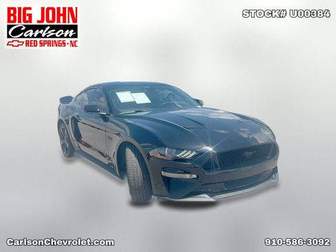 Used 2022 Ford Mustang GT Premium w/ Black Accent Package RWD image 9