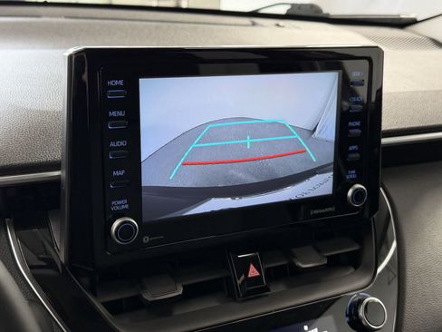 Used 2022 Toyota Corolla Cross LE AWD/4WD image 21