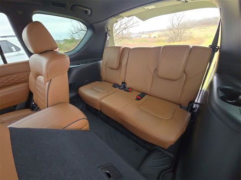 Used 2021 INFINITI QX80 Sensory w/ Cargo Package image 29