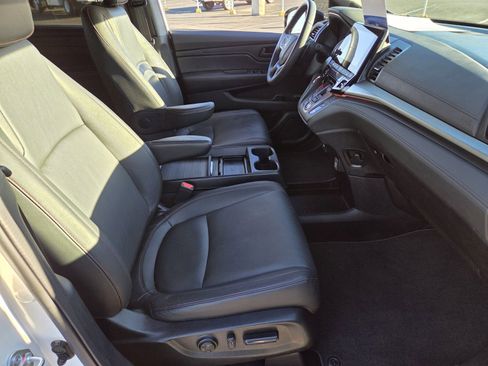 Used 2024 Honda Odyssey Sport image 17