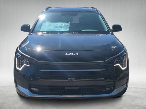 New 2025 Kia Niro EX Touring image 7