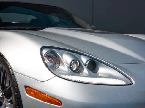Used 2011 Chevrolet Corvette ZR1 w/ Preferred Equipment Group RWD image 26