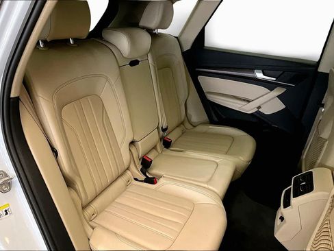 Used 2023 Audi Q5 2.0T Premium Plus w/ Premium Plus Package AWD/4WD image 38