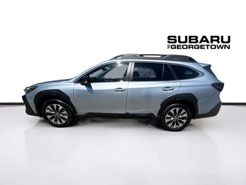 Used 2025 Subaru Outback Limited AWD/4WD image 4