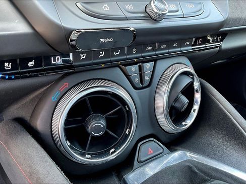 Used 2017 Chevrolet Camaro ZL1 image 11