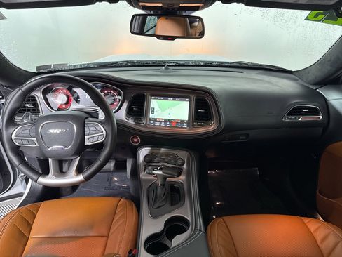 Used 2023 Dodge Challenger SRT Hellcat image 4