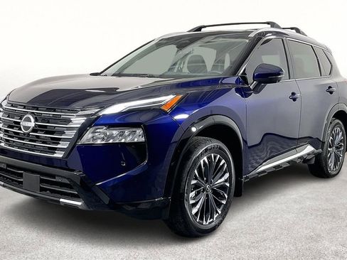 Used 2025 Nissan Rogue Platinum w/ Platinum Premium Package image 15