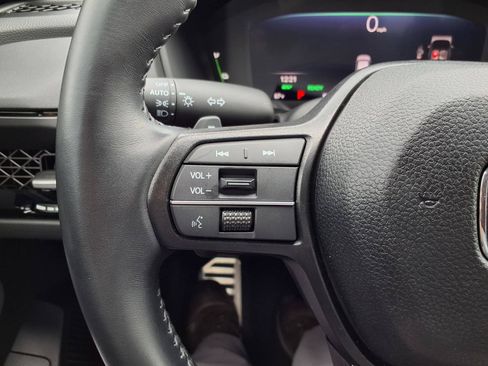 Used 2024 Honda Accord Sport image 15