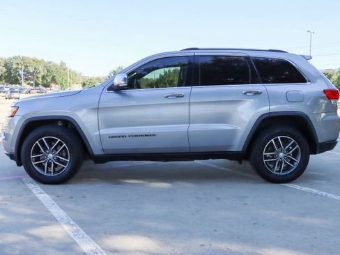 Used 2018 Jeep Grand Cherokee Limited image 4