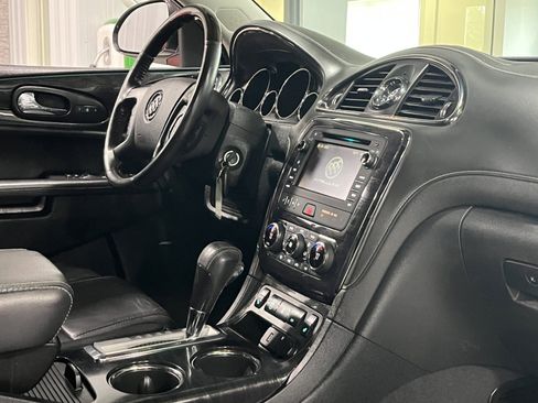 Used 2016 Buick Enclave Leather AWD/4WD image 8