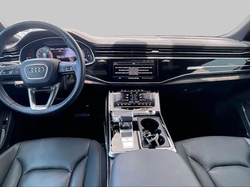 Used 2023 Audi Q8 Prestige w/ Prestige Package AWD/4WD image 13