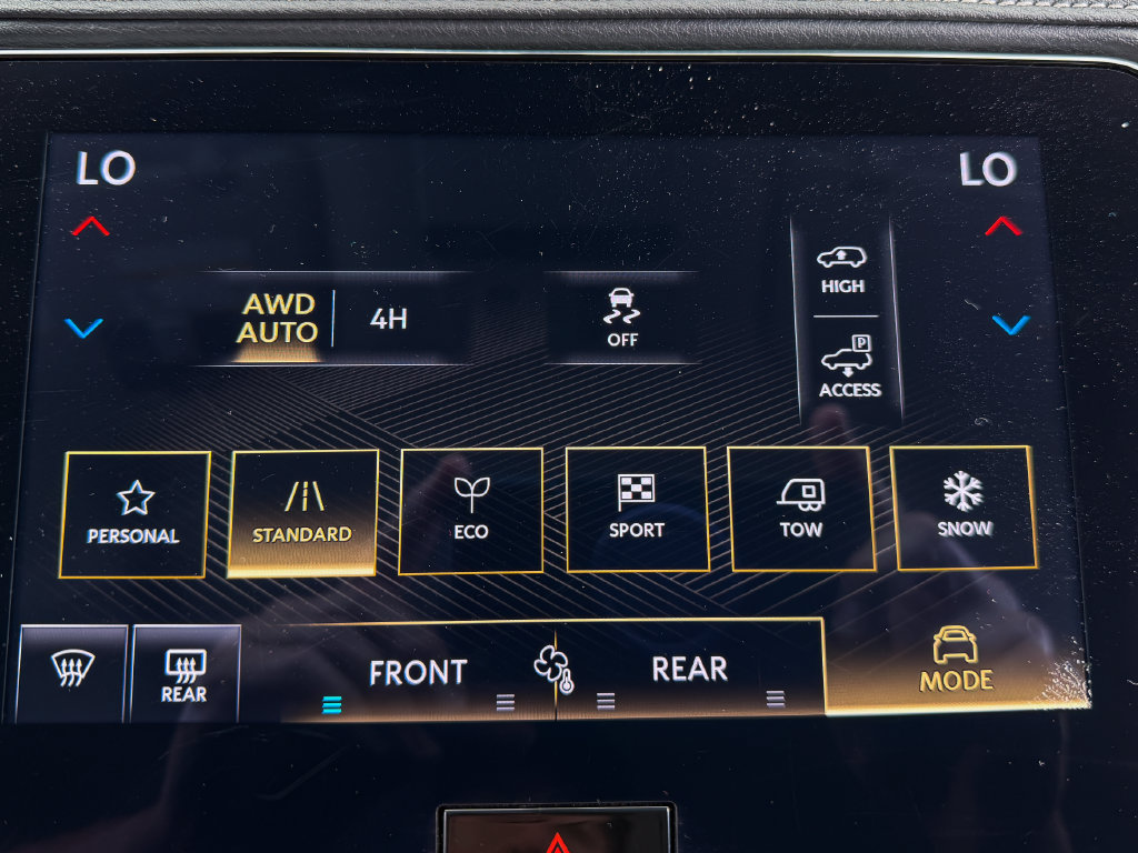 Used 2025 INFINITI QX80 Luxe AWD/4WD image 13