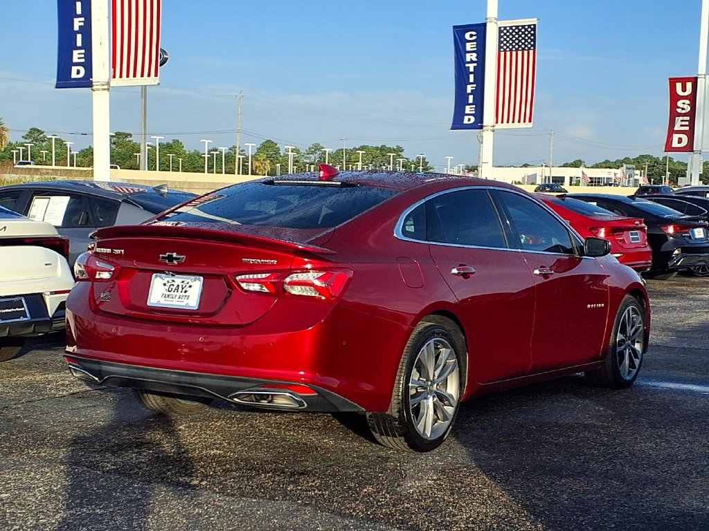 Used 2022 Chevrolet Malibu Premier FWD image 2