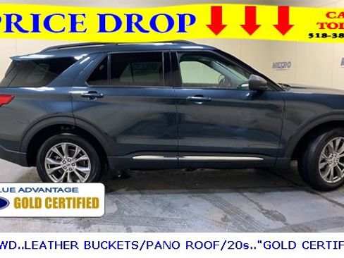 Certified 2022 Ford Explorer XLT w/ Equipment Group 202A image 3
