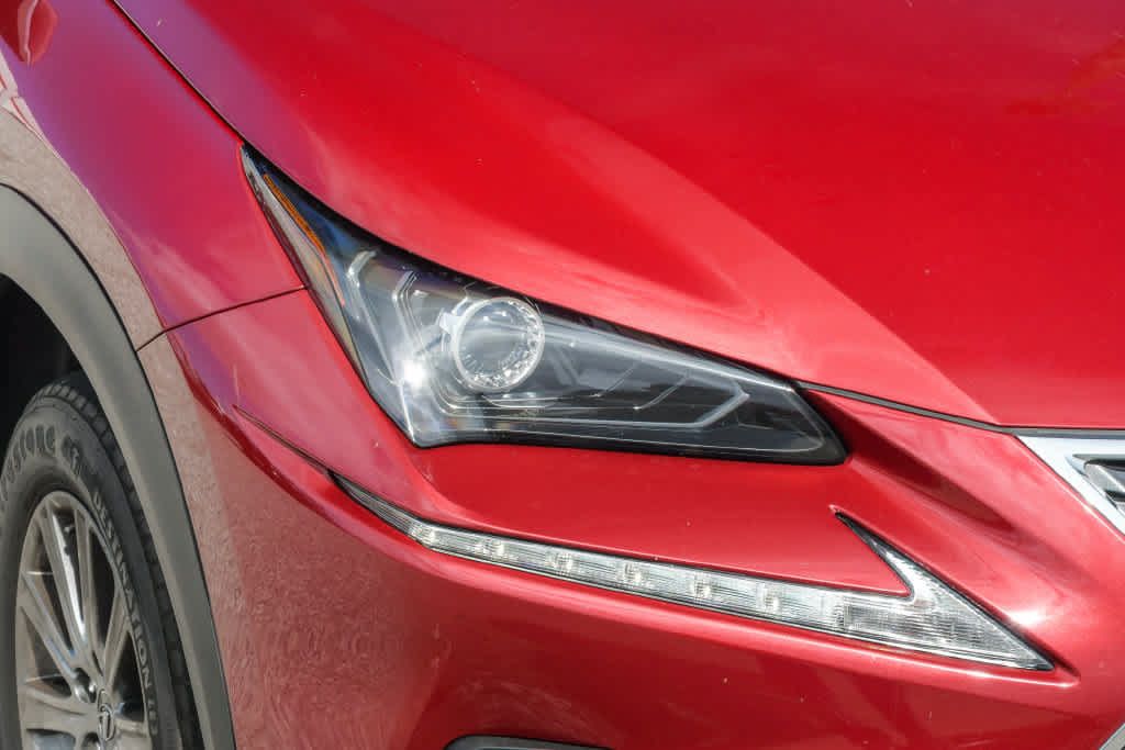 Used 2019 Lexus NX 300 FWD image 4