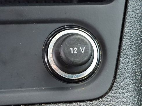 Used 2016 Volkswagen Tiguan S image 26