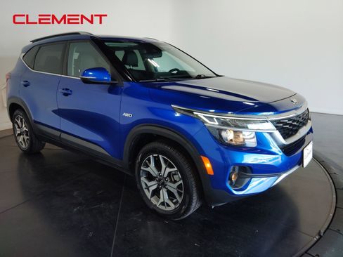 Used 2021 Kia Seltos EX image 3