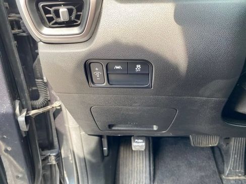 Used 2023 Kia Sorento LX FWD image 10