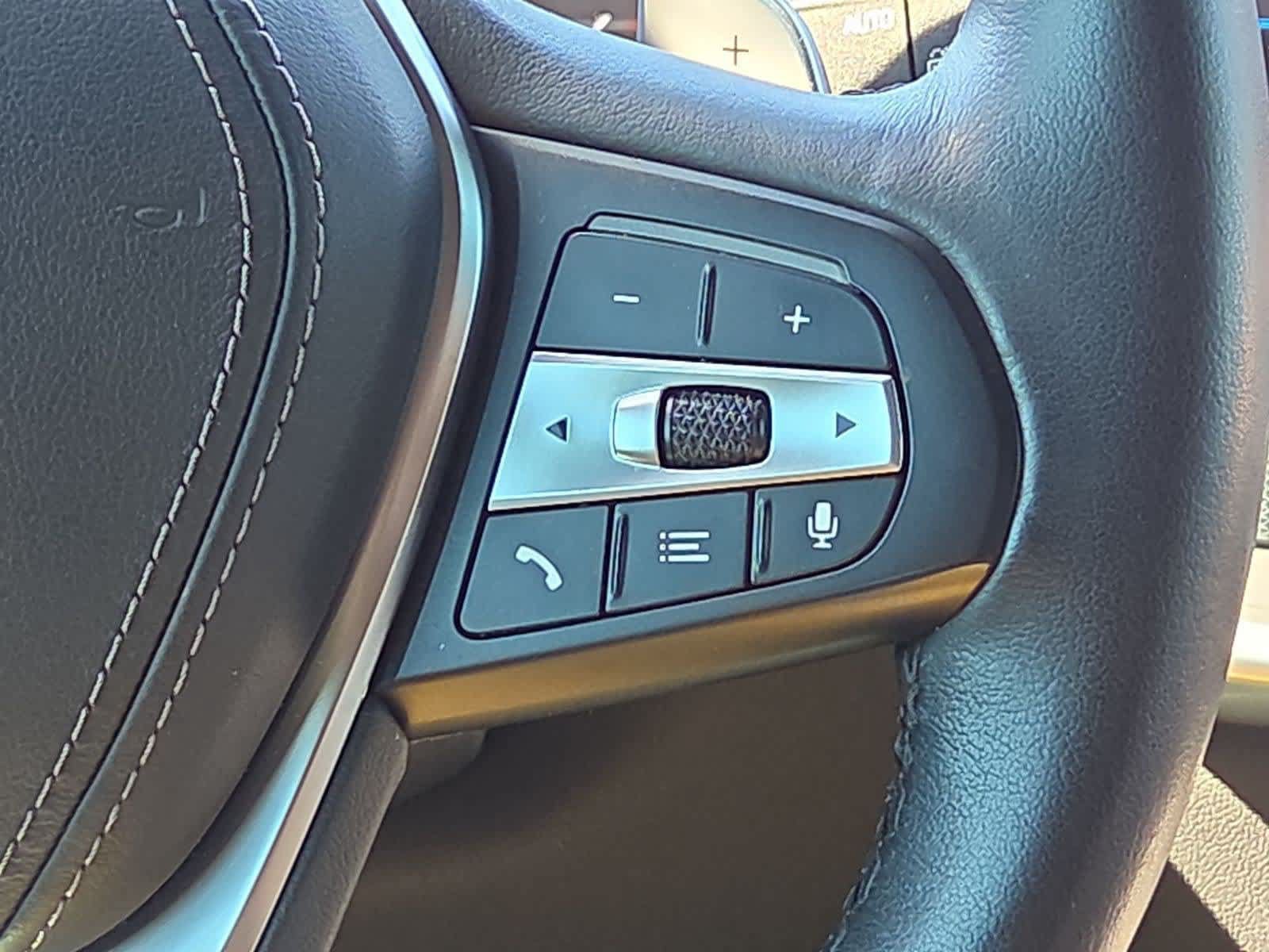 Used 2024 BMW X5 sDrive40i w/ Premium Package RWD image 25