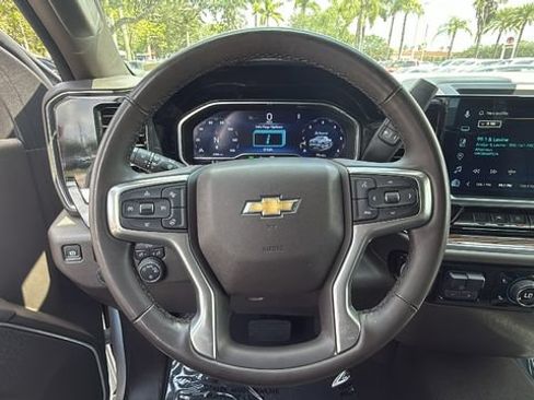 Used 2025 Chevrolet Silverado 1500 LT RWD image 21