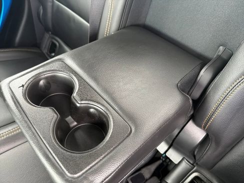 Used 2025 Jeep Gladiator Sport w/ Premium Package image 19