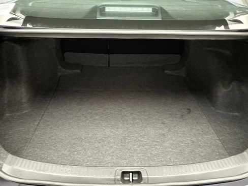 Used 2025 Toyota Corolla SE image 19