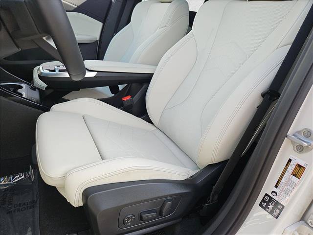 New 2026 BMW X1 xDrive28i w/ Technology Package AWD/4WD image 4