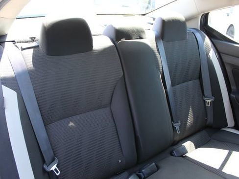 Used 2021 Nissan Versa SV FWD image 28