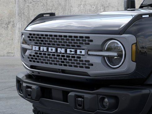 New 2026 Ford Bronco Badlands w/ Sasquatch Package AWD/4WD image 19