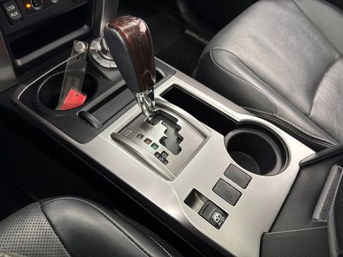 Used 2019 Toyota 4Runner Limited AWD/4WD image 30