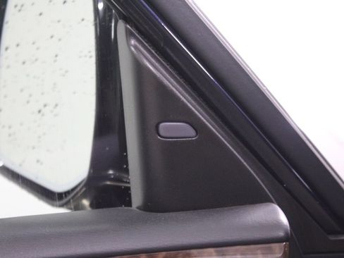 Used 2020 Nissan Armada Platinum w/ Captain's Chairs Package image 15