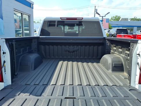 Used 2025 Chevrolet Silverado 1500 LT Trail Boss w/ LT Trail Boss Premium Package AWD/4WD image 20