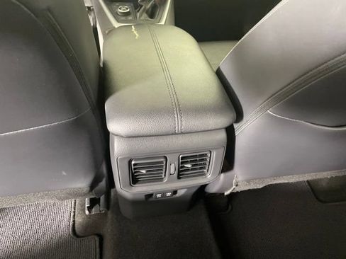 Used 2019 Toyota RAV4 Limited w/ Advanced Technology Package AWD/4WD image 15