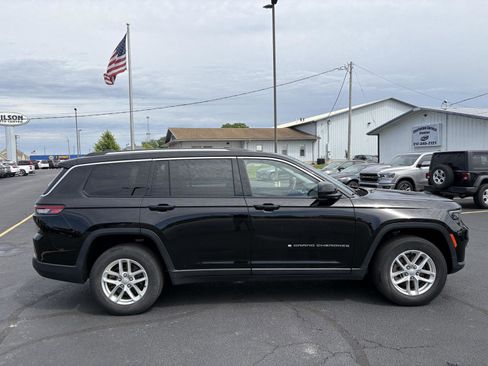 Used 2022 Jeep Grand Cherokee L Laredo w/ Luxury Tech Group I AWD/4WD image 27