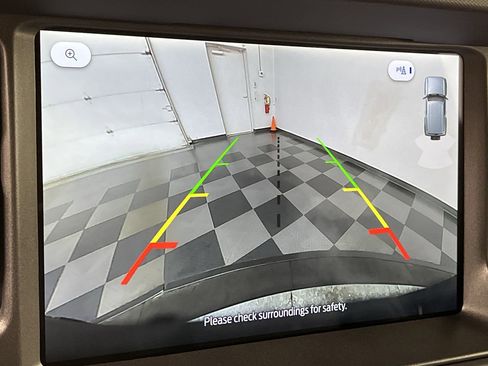 New 2025 Ford Bronco Badlands image 6