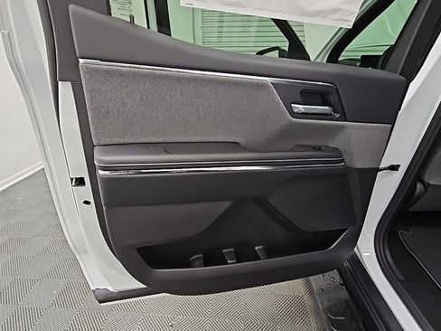 New 2026 GMC Sierra EV Elevation image 31