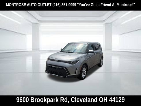 Used 2024 Kia Soul LX w/ Option Group 015 FWD image 28