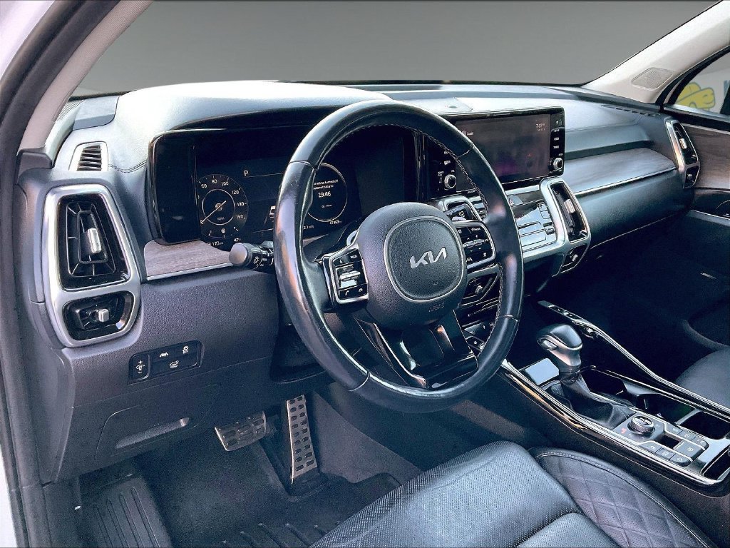 Used 2022 Kia Sorento SX Prestige AWD/4WD image 8