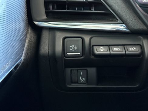 Used 2021 Cadillac CT4 V w/ Technology Package image 36