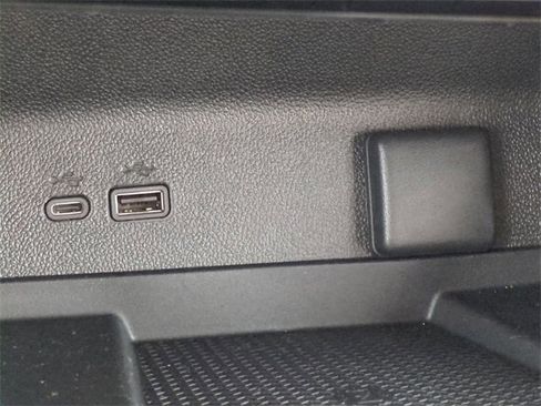 New 2026 Chevrolet Traverse RS image 22