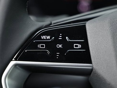 New 2025 Audi Q5 Premium image 32