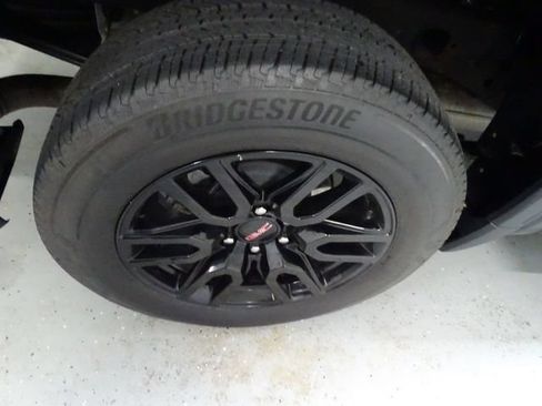 Certified 2024 GMC Sierra 1500 Elevation AWD/4WD image 29