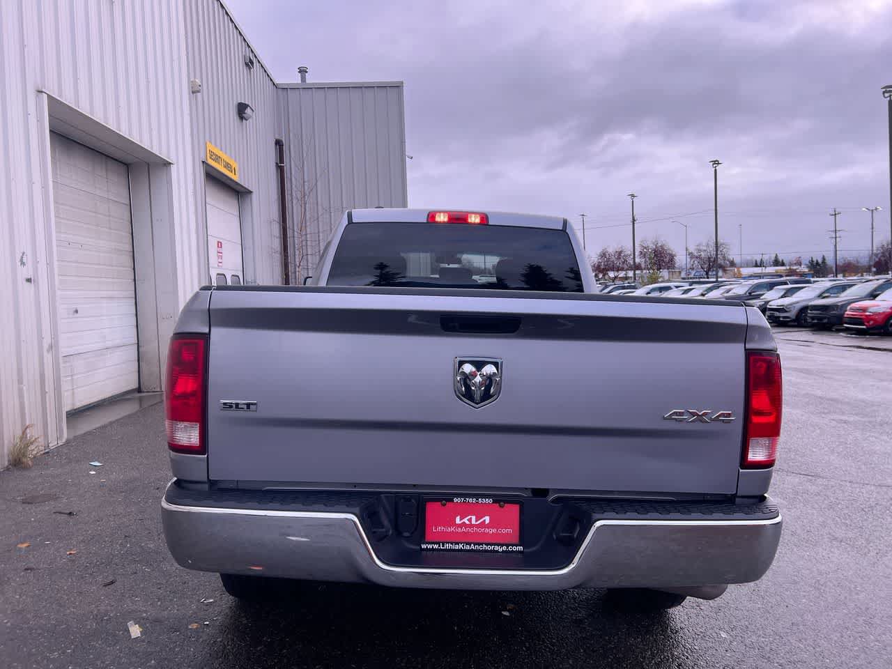 Used 2024 RAM 1500 Classic SLT AWD/4WD image 27