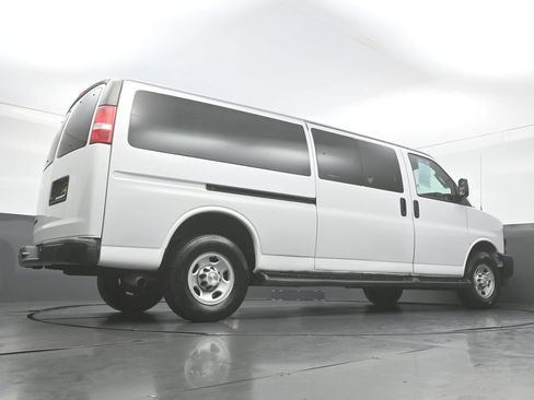 Used 2023 Chevrolet Express 3500 LS RWD image 38