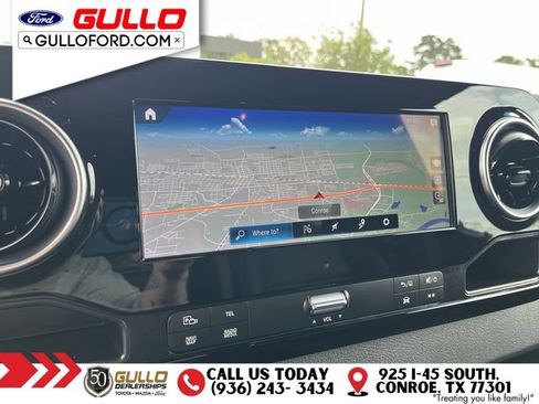 Used 2024 Mercedes-Benz Sprinter 2500 image 23