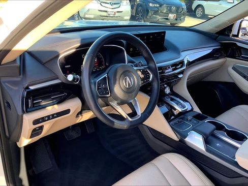 Used 2023 Acura MDX FWD w/ Technology Package image 17