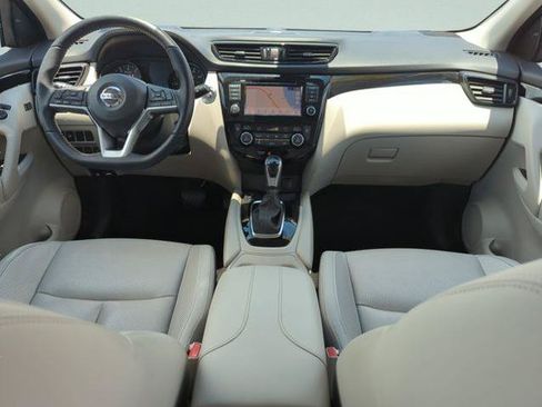 Certified 2021 Nissan Rogue Sport SL w/ Premium Package FWD image 19